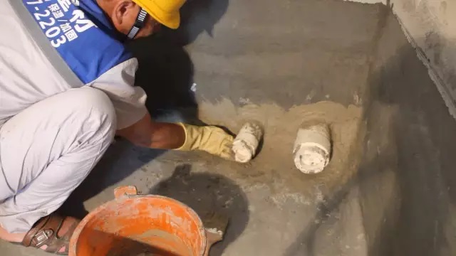 衛生間管根2.jpg 衛生間管根2.jpg